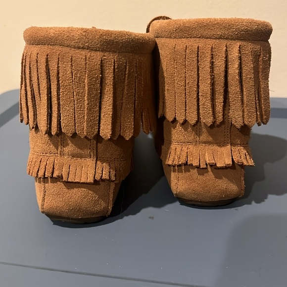 Women’s Manitobah Moccasins size 7 - Picture 4 of 7